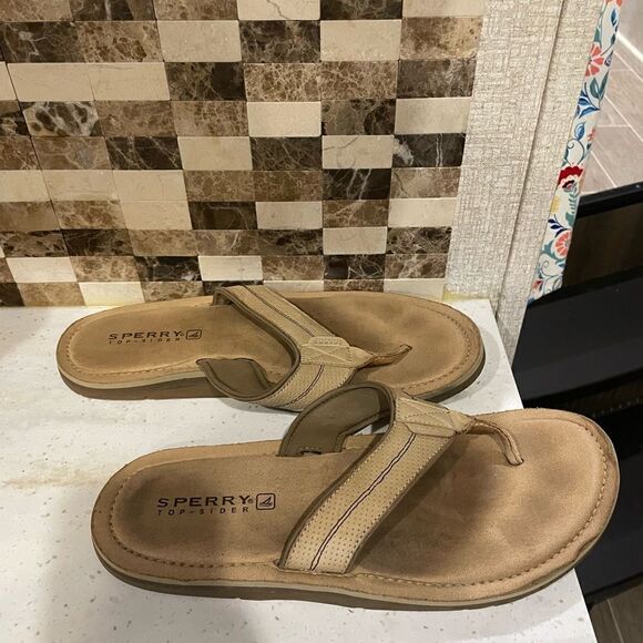 Sperry Flip Flops  - Picture 1 of 4